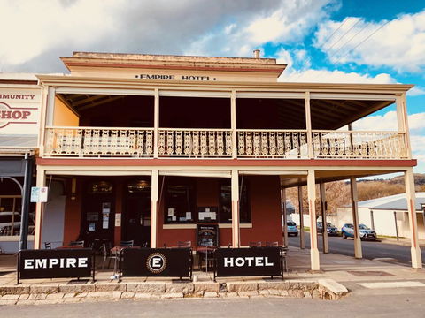 Empire Hotel Beechworth - Inverell Accommodation 0