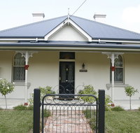 Encore's Delkeith Cottage - Inverell Accommodation