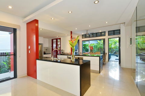 Esplanade Villa - Inverell Accommodation 0