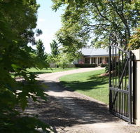 Exeter Farm Stay - Inverell Accommodation