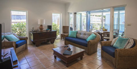Four Mile Tropical Retreat - Port Douglas - Inverell Accommodation 2