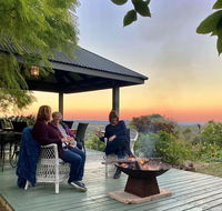 French Cottage  Loft - Inverell Accommodation