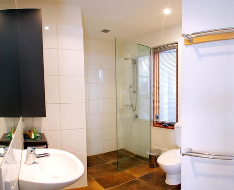 Frueauf Village - Inverell Accommodation 0