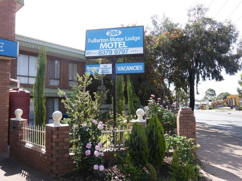 Fullarton Motor Lodge - Inverell Accommodation 0