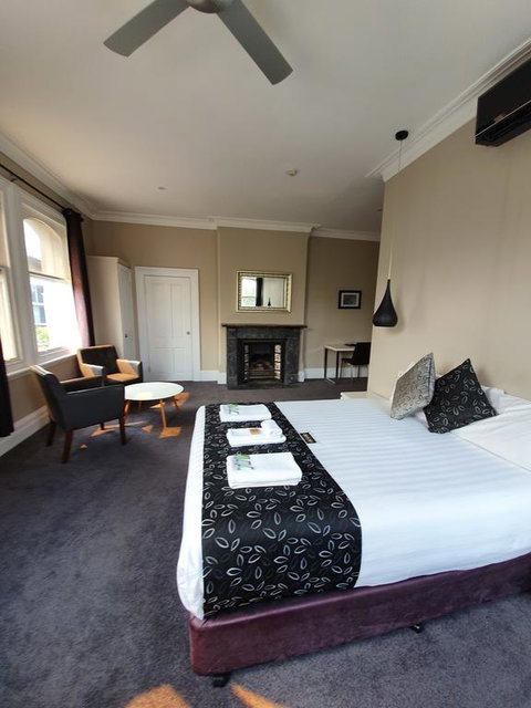 Grand Hotel - Inverell Accommodation 0