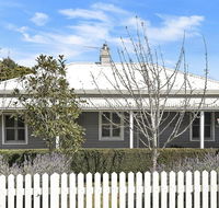 Greywood - classic Highlands charm  serene living - Inverell Accommodation
