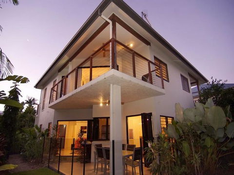 Hai Villa Port Douglas - Inverell Accommodation 0