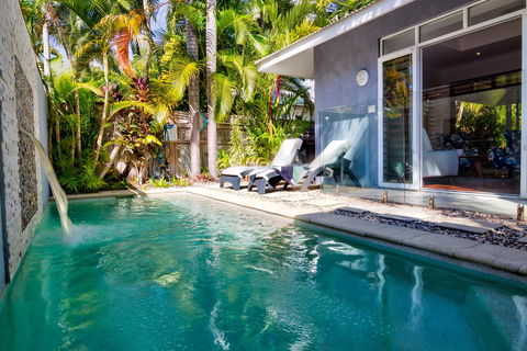Hanalei Beach House Port Douglas - Inverell Accommodation 0