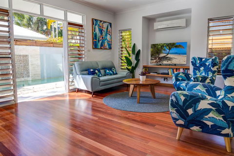 Hanalei Beach House Port Douglas - Inverell Accommodation 2