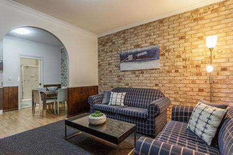 Highlander Motor Inn - Inverell Accommodation 3