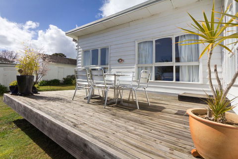 HOME SWEET HOME - MOUNT MARTHA - Inverell Accommodation 0