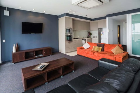Honeysuckle Executive Suites - Inverell Accommodation 3