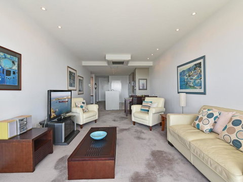 Honeysuckle Haven - Harbour Facing + Walk To Restaurants - Inverell Accommodation 2