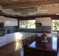 Island Getaway - Inverell Accommodation