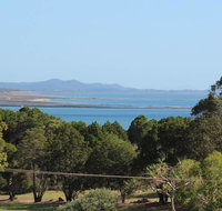 Island getaway Bay view - Inverell Accommodation
