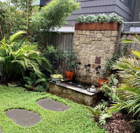 Jacaranda Garden Retreat - Inverell Accommodation