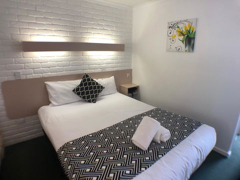 Jacaranda Place Motor Inn - Inverell Accommodation 2