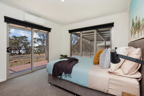 Jack's Point - Inverell Accommodation 3