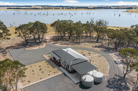 Jack's Point - Inverell Accommodation 0