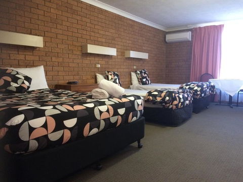 James Street Motor Inn - Inverell Accommodation 3