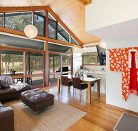 Japanese Tea House - Inverell Accommodation