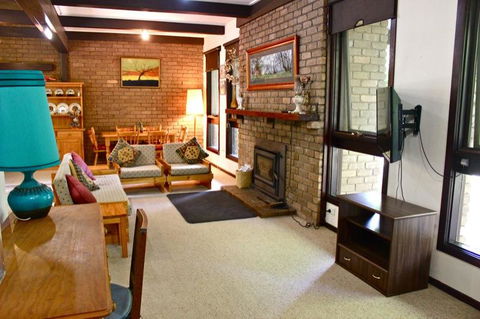 Kaighins Place - Inverell Accommodation 1