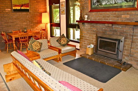 Kaighins Place - Inverell Accommodation 2
