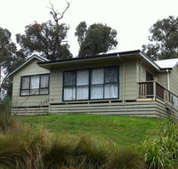 Kaishua House - JK Family Lake House - Inverell Accommodation