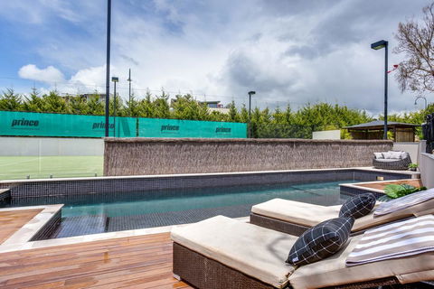 Kalina Retreat: Resort Style Tennis & Pool - Inverell Accommodation 0