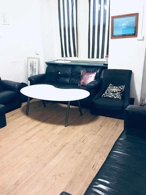 Kanga House Backpackers - Inverell Accommodation 3