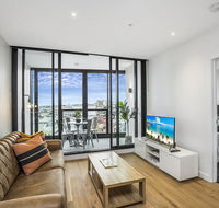KOZYGURU FORTITUDE VALLEY 2 BED DESIGNER APT  FREE PARKING QFV179-803 - Inverell Accommodation