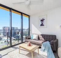 KOZYGURU FORTITUDE VALLEY AMAZING VIEW 2BED APT  FREE PARKING QFV010 - Inverell Accommodation