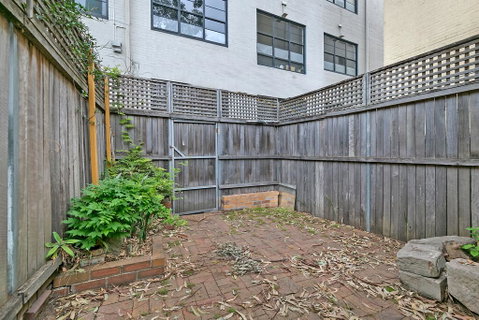 KOZYGURU SURRY HILLS COZY 3 BED TERRACE MINS WALK TO CBD NSH095 - Inverell Accommodation 2