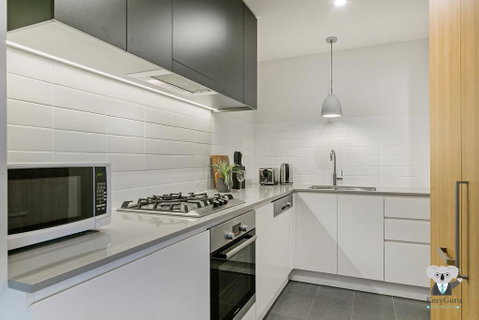 KOZYGURU WOLLI CREEK KOZY 1 BED APT SYDNEY AIRPORT & SYDNEY CBD NWC020 - Inverell Accommodation 3