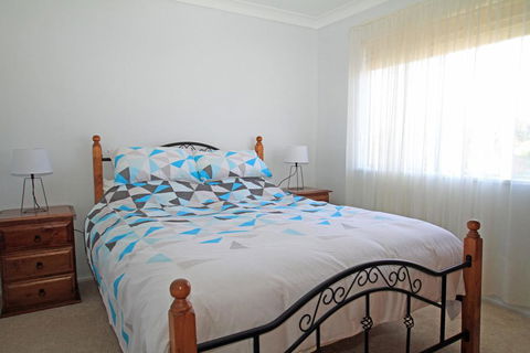 Lagoon Riverside Retreat - Inverell Accommodation 2