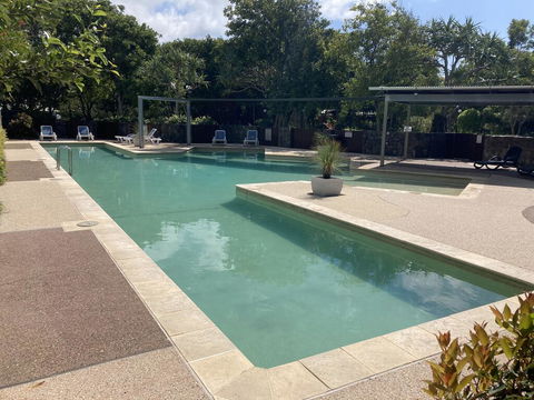 Lagoon-Front Luxury At Twin Waters Resort - Inverell Accommodation 2