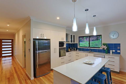 Laguna Views - Airlie Beach - Inverell Accommodation 3