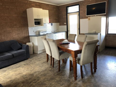 Lake Talbot Tourist Park - Inverell Accommodation 3