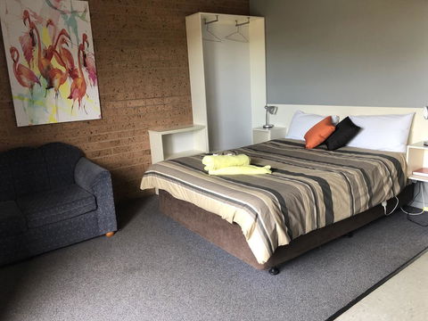 Lake Talbot Tourist Park - Inverell Accommodation 0