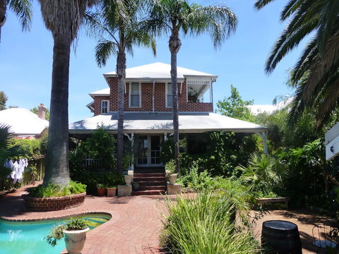Lakeside Bed & Breakfast - Inverell Accommodation 0