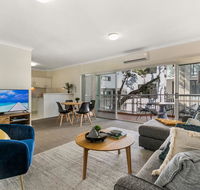 Large and Airy Unit in Quiet Riverside Suburb - Inverell Accommodation