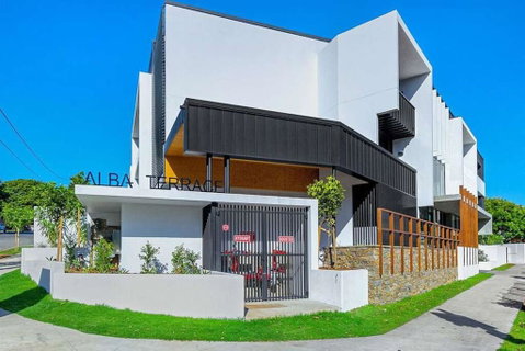 Large Space 2 BED APT Near Brisbane Airport - Inverell Accommodation 0
