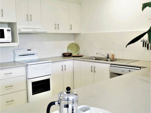 Lawson Beachfront - Inverell Accommodation 3