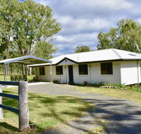 Lazyu - Inverell Accommodation