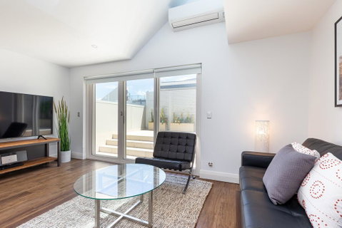 Leichhardt Self-Contained Modern One-Bedroom Apartment (9NOR) - Inverell Accommodation 2