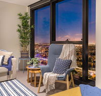 Level 77 Skytower Retreat in CBD - Inverell Accommodation