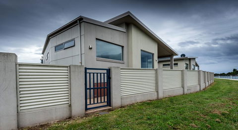 Leven River Retreat - Inverell Accommodation 2