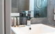 Light Filled Contemporary Urban Oasis Apt + Parking - thumb 2