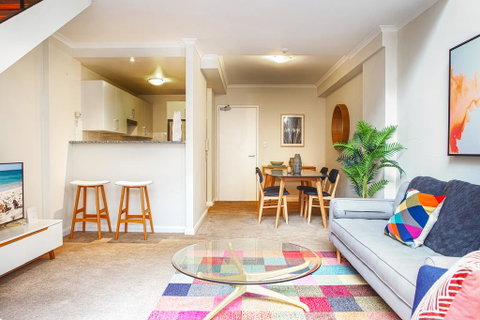 Light-filled Loft: Best Location In Sydney - Inverell Accommodation 1