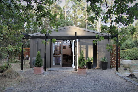 Lily's Farm Studio - Inverell Accommodation 0